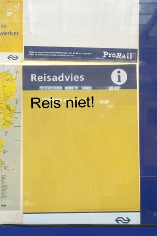 Reis niet!