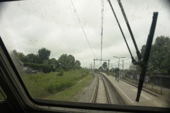 Uitzicht op spoor vanuit cabine Plan T 514