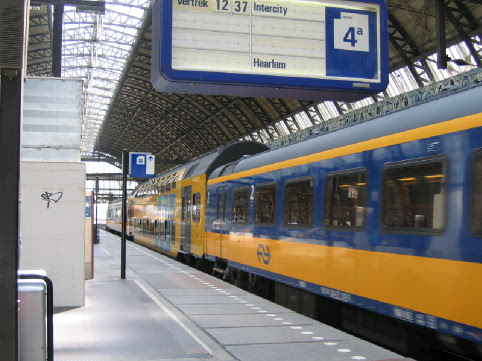 Dubbeldeksrijtuig in intercity