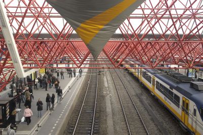 Drukte op station Zaandam