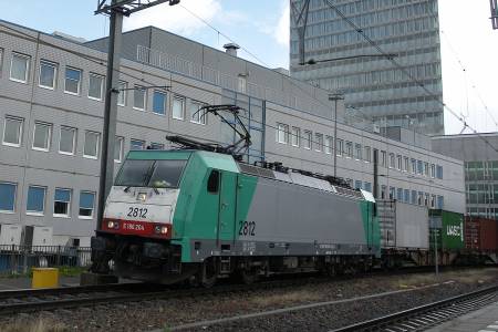 containertrein op station Eindhoven