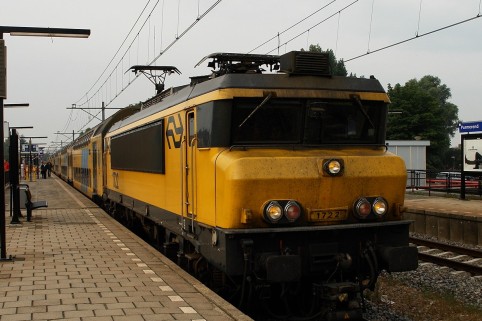 Trein 4522 richting Enkhuizen