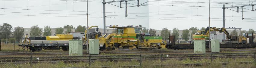 Werktrein op station Zaandam