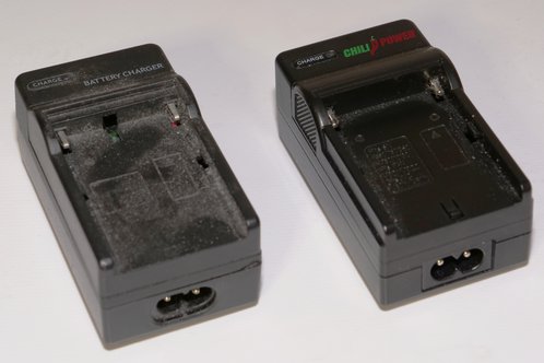 Two cheap 'travel chargers' for charging NP-F batterycopies
