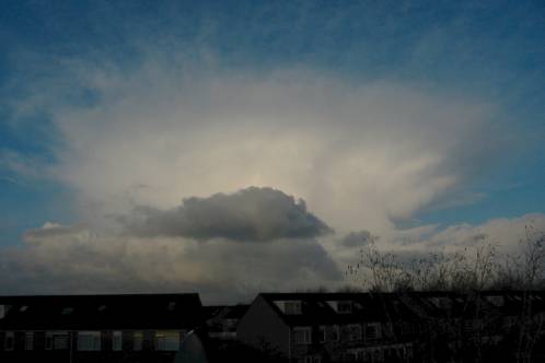 Prachtige buienwolk in de late middag