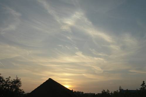 Sterke bijzon rond zonsondergang