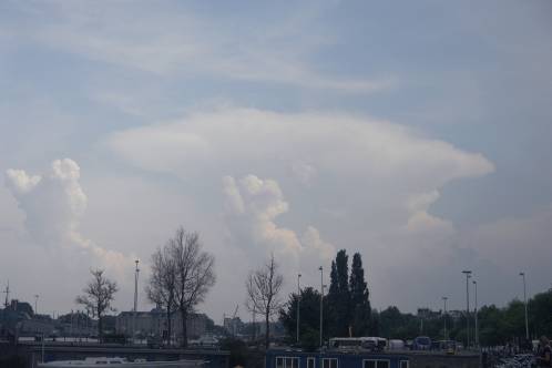 Prachtig aambeeld kijkend naar het zuidoosten, gezien vanuit Amsterdam