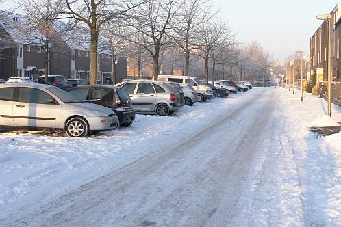 Banning Cocq gracht Purmerend surrealistisch wit en besneeuwd na zeer strenge vorst in de nacht