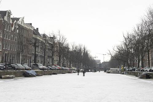 Een bevroren Keizersgracht op 9 februari 2012: schaatsen!