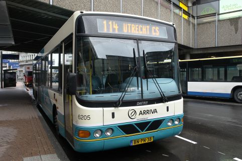 Arriva Commander 6205